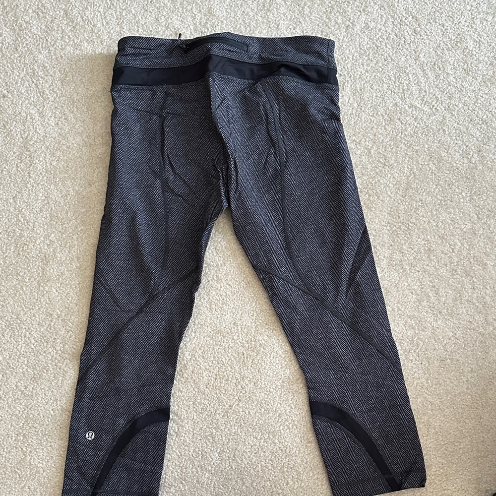Lululemon run inspired crops